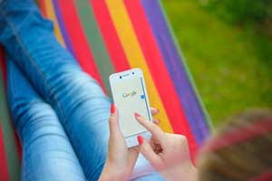 Searching Google on mobile device