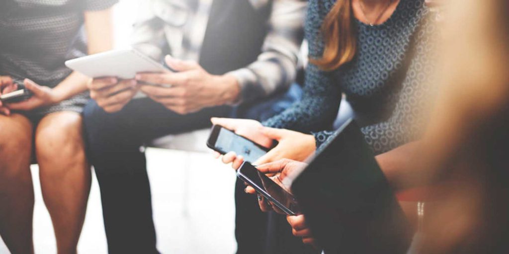 A group of people from the digital marketing agency, 321 web marketing, working the digital marketing agency providing digital marketing services to their client