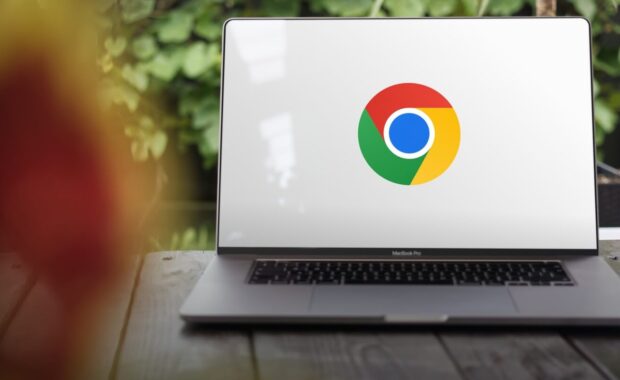 cross-platform web browser developed by google